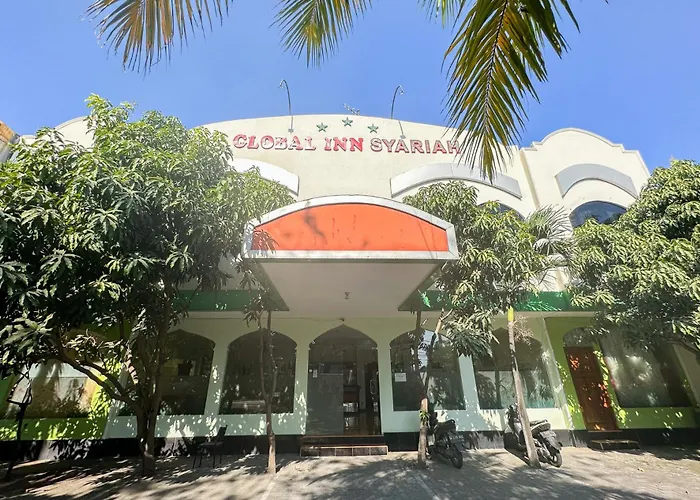 Global Inn Syariah Mitra RedDoorz near Juanda T1 Airport Surabaya
